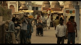 Online film Anochece en la India