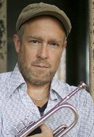 Herec Dave Douglas