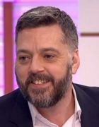 Herec Iain Lee